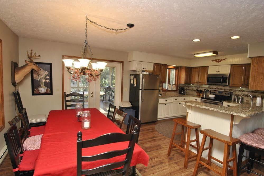 De Reunion Home Lake Harmony Extérieur photo